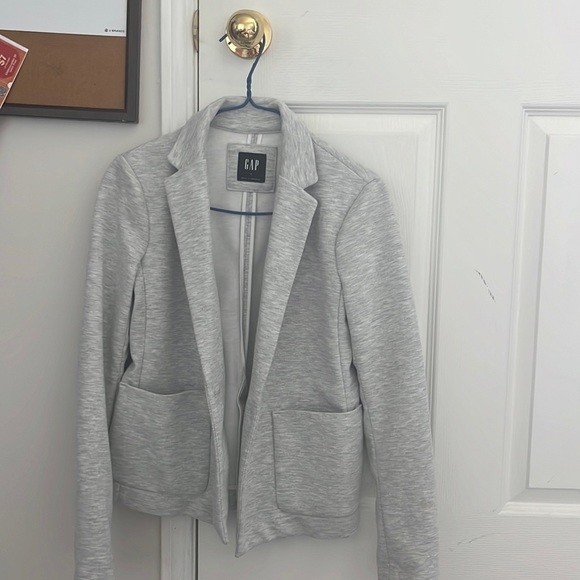 Light grey heather icon blazer from gap, thick and very good condition - Picture 2 of 3
